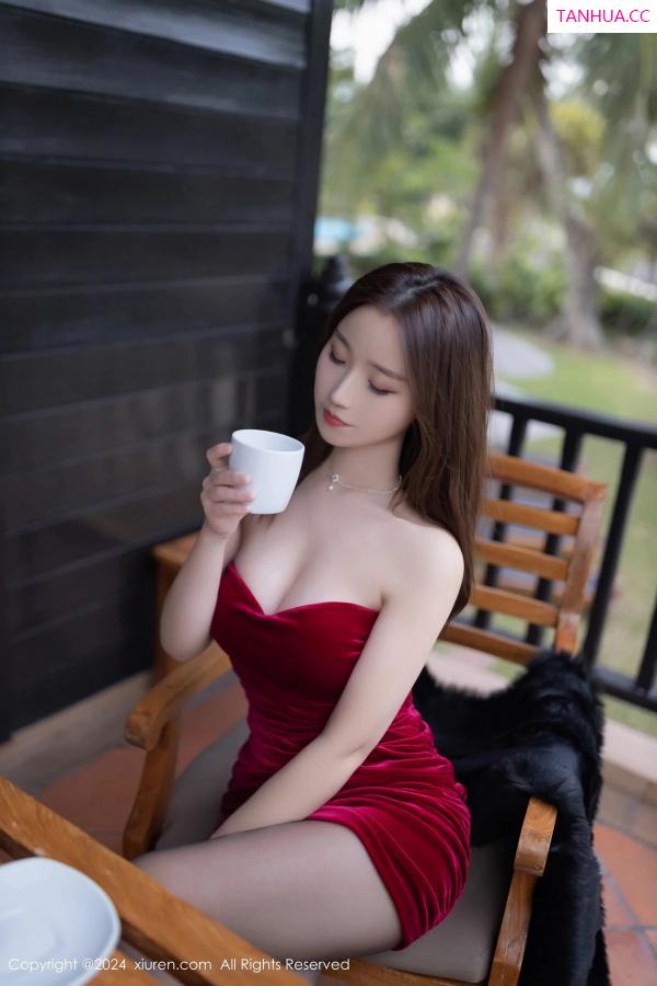   [XiuRen]高清写真图 2024.02.06 No.8077 杏子Yada 相亲情节第18张图片
